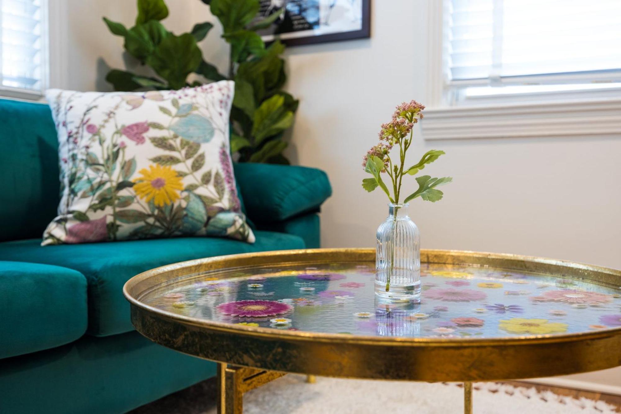 Taylor Swift Eras Inspired Home-10 Min To Broadway Nashville Extérieur photo